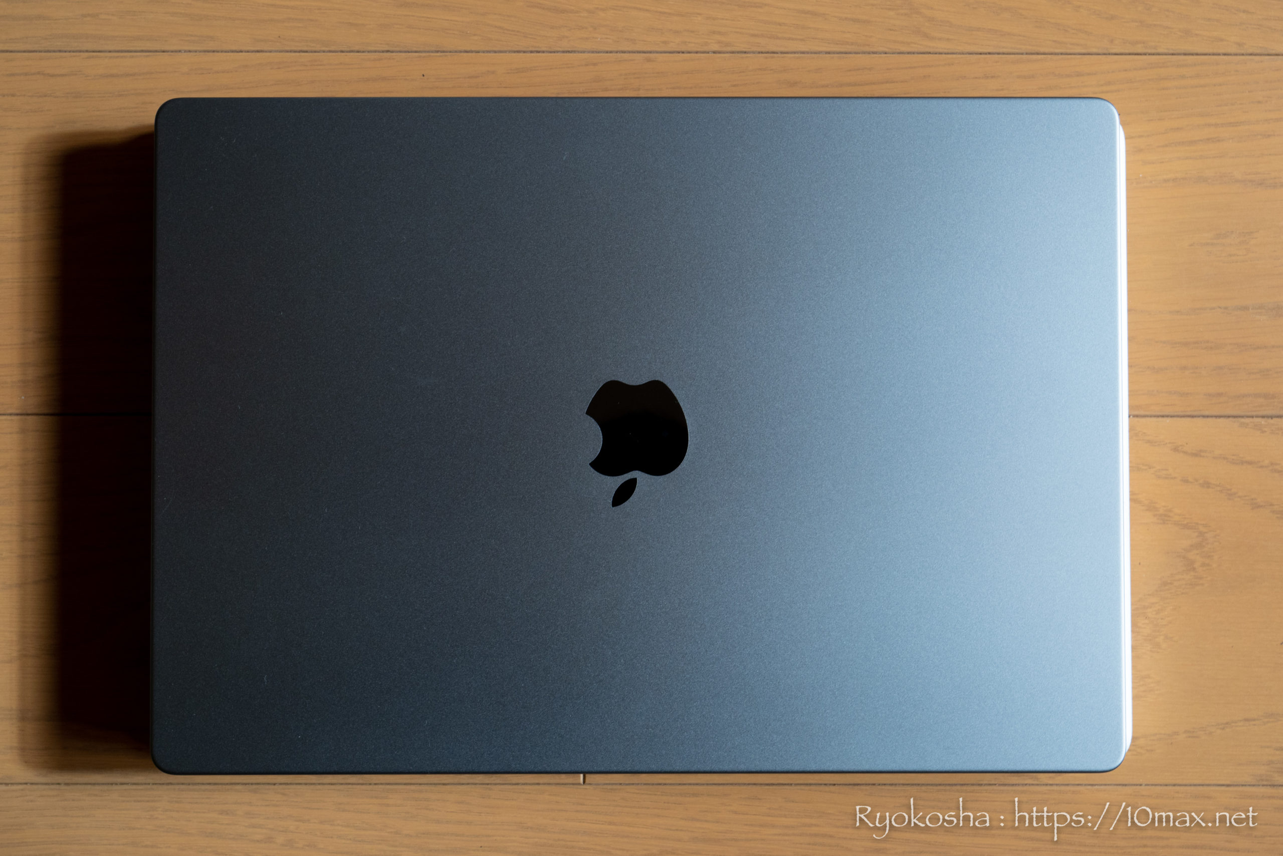 MacBook Pro　16インチ　M1 Pro　15インチMacBookPro　シルバー　サイズ　カラー　比較