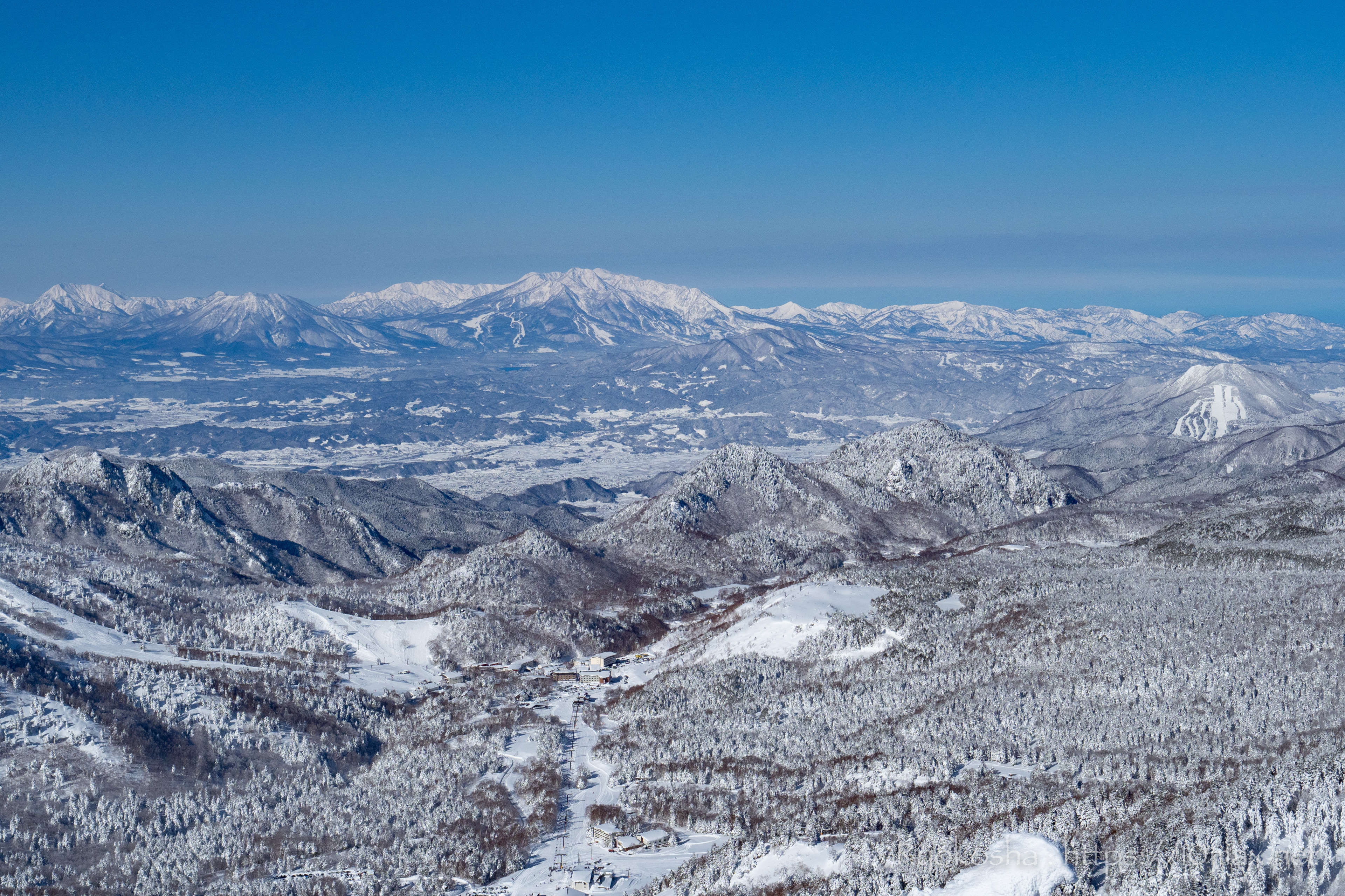 横手山スキー場　頂上　満点ビューテラス　絶景